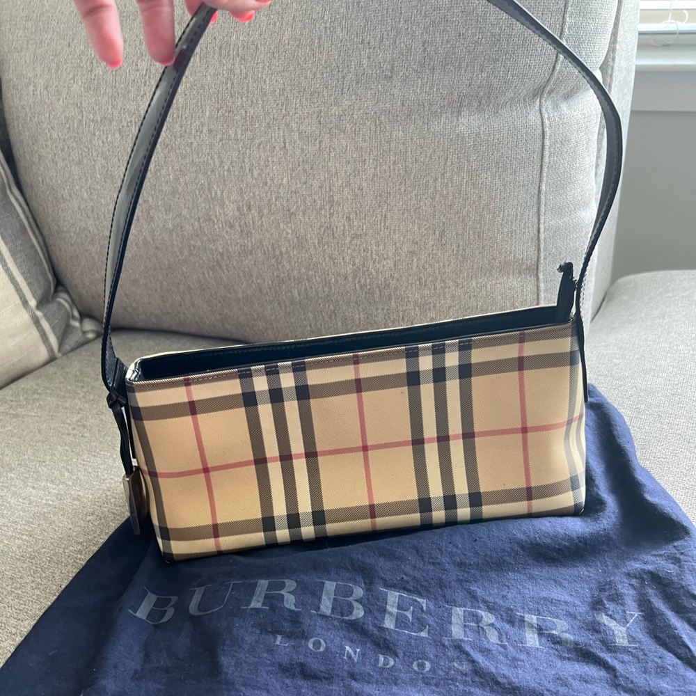 Burberry Purse - gently used and super cute!